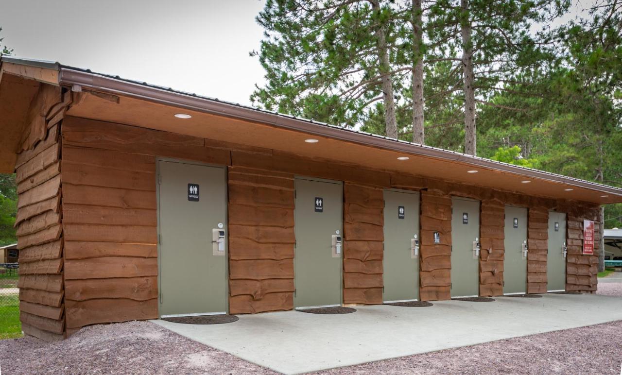 Natura Treescape Resort Wisconsin Dells Exterior foto